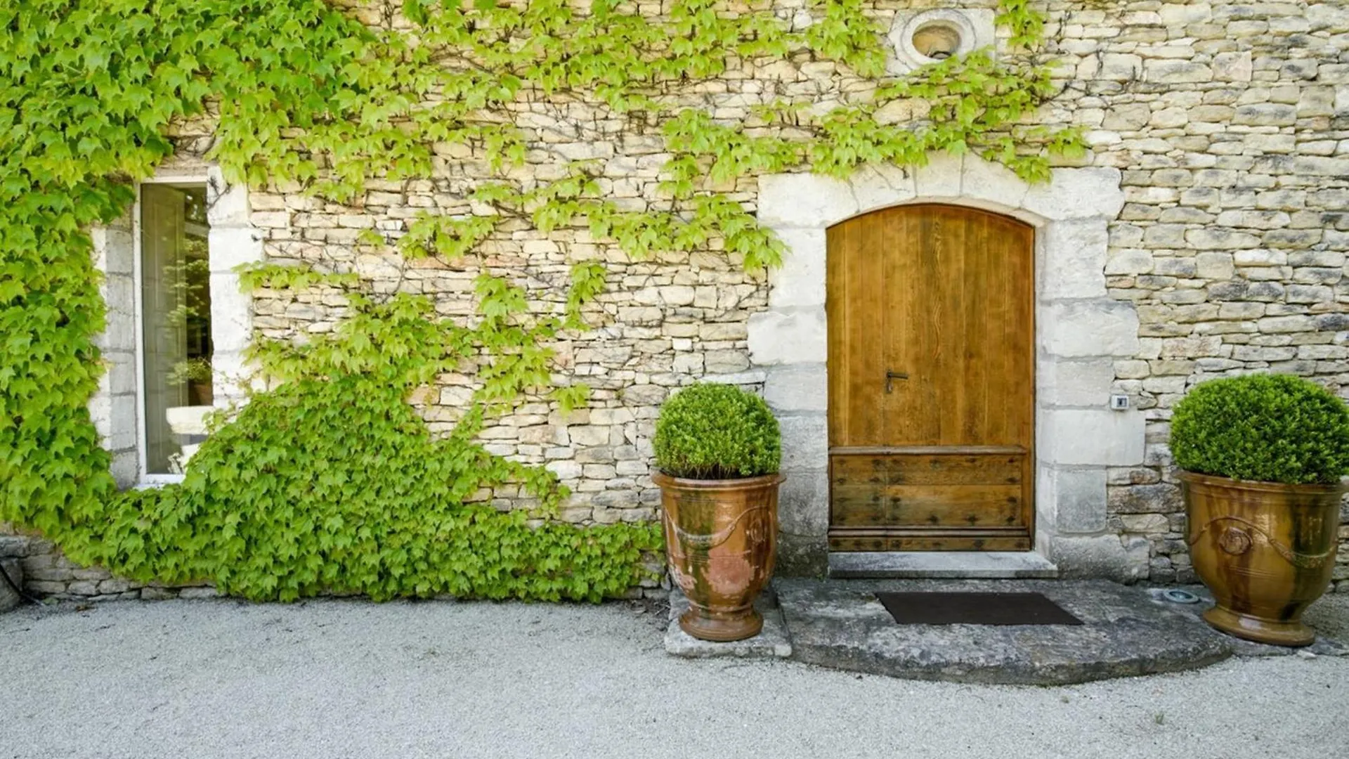 Holiday home Mas Des Papillons Gordes Villa