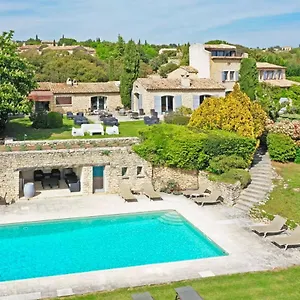Domaine De L'enclos Bed & Breakfast